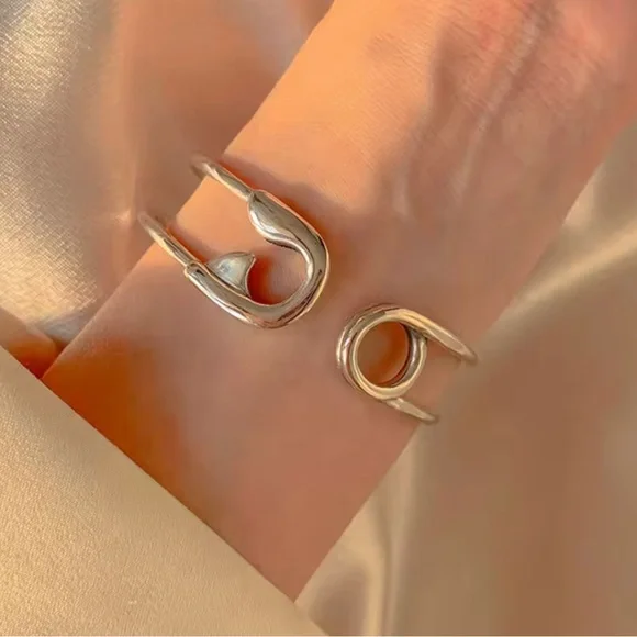 ⚜️ Unique Elegant S925 Silver Bracelet - Picture 1 of 9